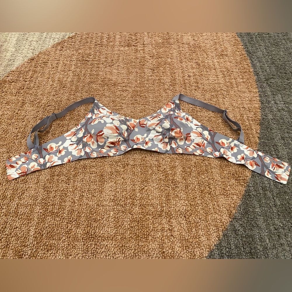 KNIX Wingwoman Contour Side Coverage
Everyday Bra 6 LE Winter Gardenia - Picture 8 of 8